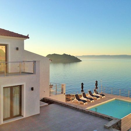 Eleia Seafront Rooms & Villas Petra  Luaran gambar