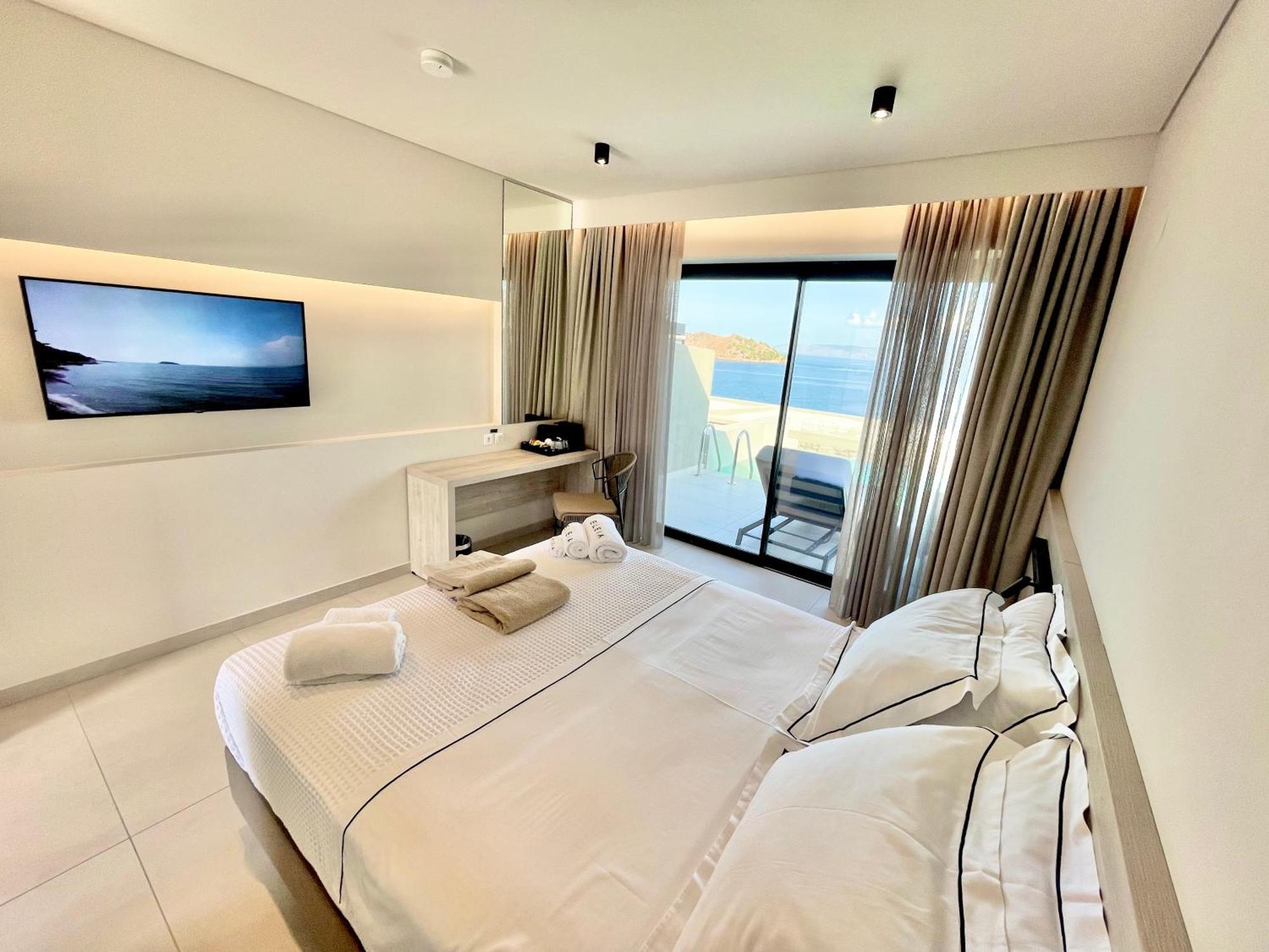 Eleia Seafront Rooms & Villas Petra  Luaran gambar