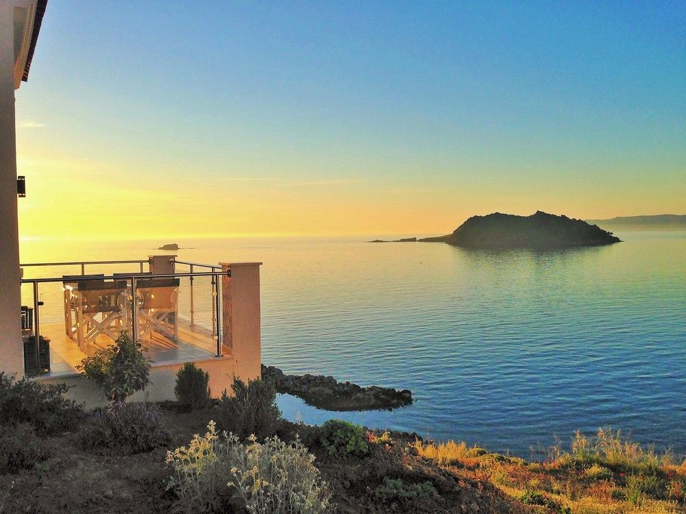 Eleia Seafront Rooms & Villas Petra  Luaran gambar