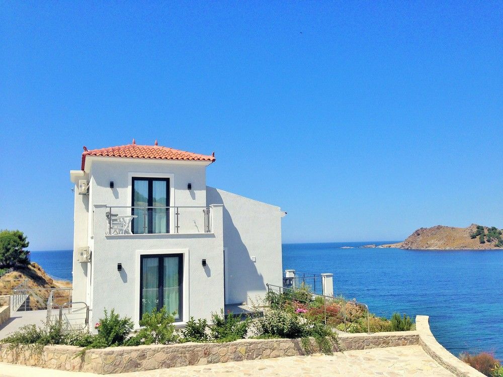 Eleia Seafront Rooms & Villas Petra  Luaran gambar